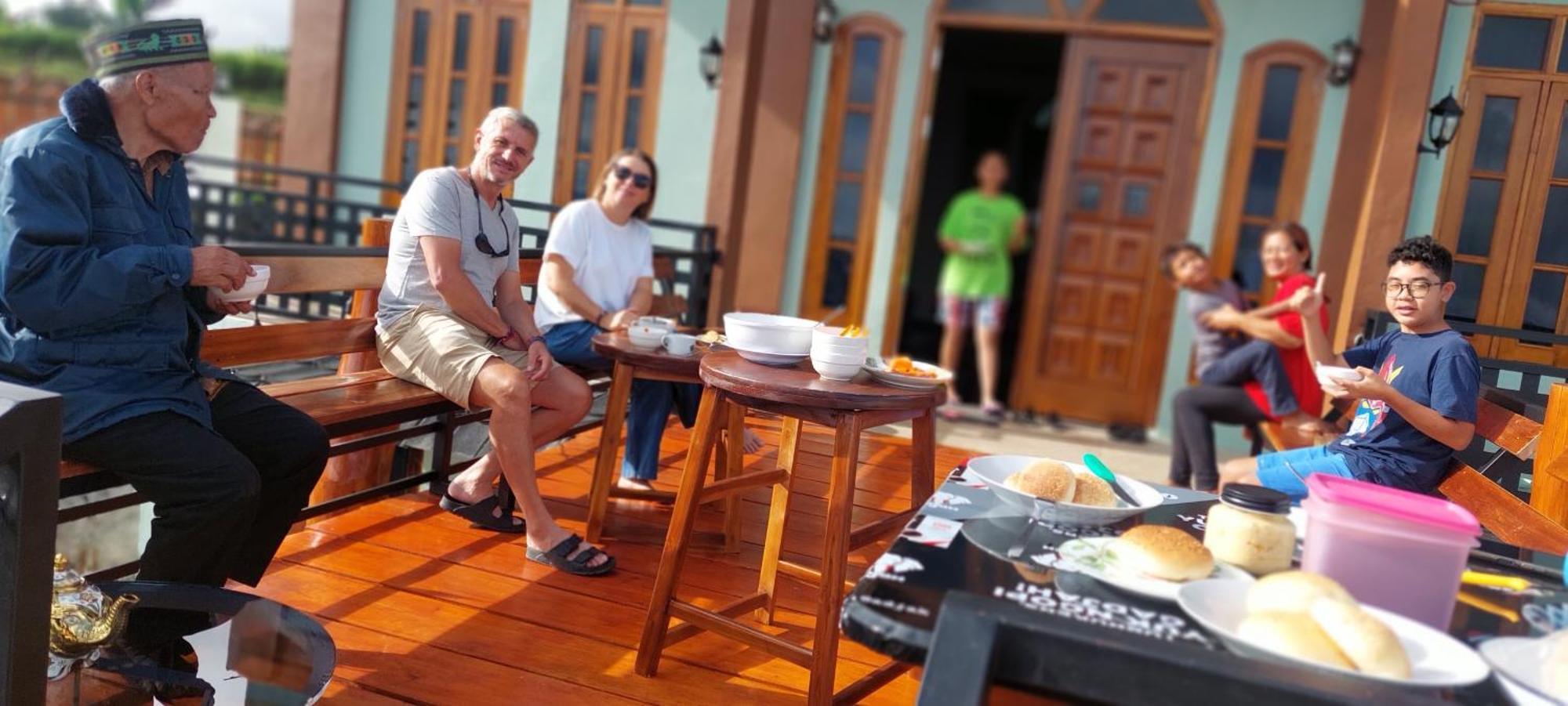 Kopa Hilltop - Family Guest Home 루텡 외부 사진